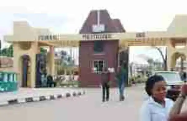 Federal Polytechnic Oko Bans Beard, Afro Hair And Trousers, Students Reacts